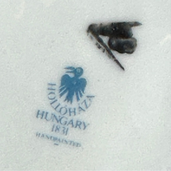 Vintage Hollohaza Hungarian Porcelain Lady In Violet Dress - Picture 2 of 12